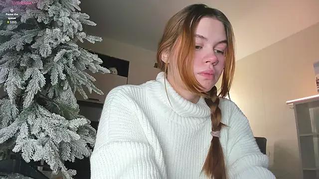 Photos of HeatherNextDoor from StripChat is Freechat