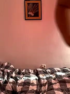 HeiligeJuliaa from StripChat is Freechat