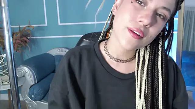 Hellen_dumont from StripChat is Freechat