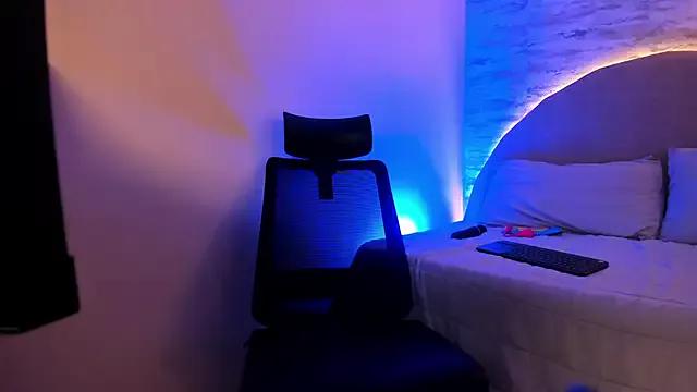 hellen_mckenzie from StripChat is Freechat