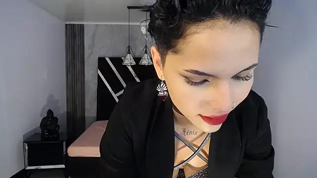 hemma_oficial_ch from StripChat is Freechat
