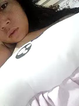 hermosarosa from StripChat is Freechat
