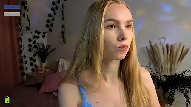 hey_Olivia from StripChat is Freechat