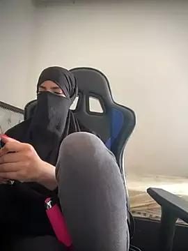 Hijabi_HotGirls from StripChat is Freechat