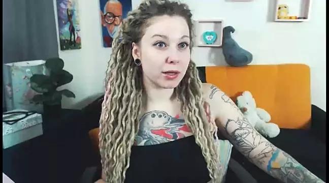 Check-out your craziest wishes with our pick of gaming cams models, featuring big knockers, round tails and tight twats.