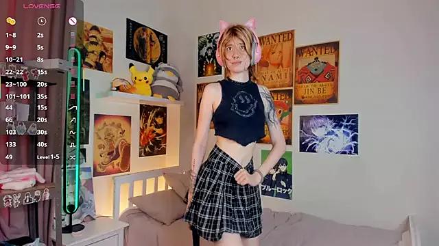 HopeGardino from StripChat is Freechat