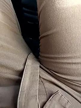 Horny_mummy from StripChat is Freechat