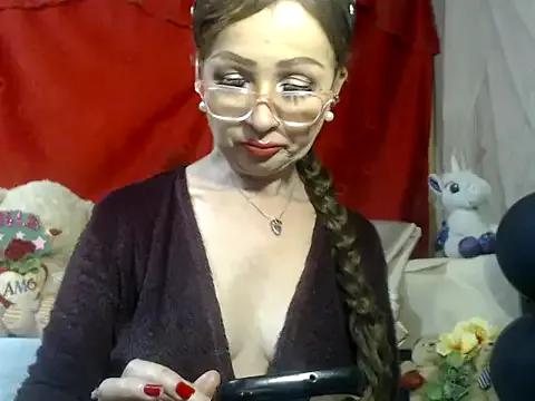 Check-out your craziest wishes with our pick of gaming cams models, featuring big knockers, round tails and tight twats.