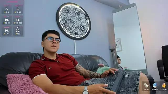 HunterRush_ from StripChat is Freechat
