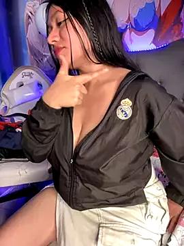 Check-out your craziest wishes with our pick of gaming cams models, featuring big knockers, round tails and tight twats.