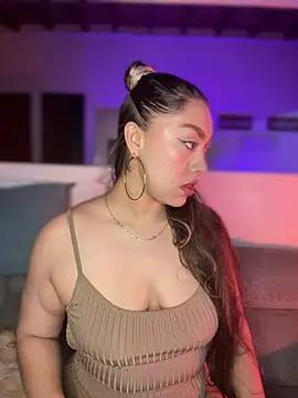 Check-out your craziest wishes with our pick of gaming cams models, featuring big knockers, round tails and tight twats.