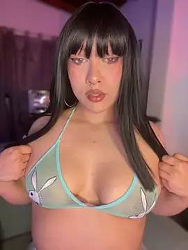 Check-out your craziest wishes with our pick of gaming cams models, featuring big knockers, round tails and tight twats.