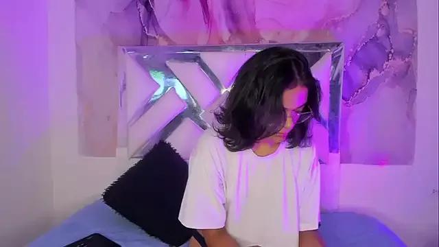 iris_gray_ from StripChat is Freechat