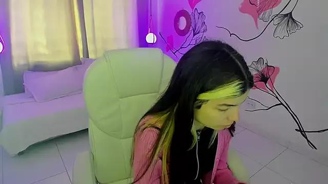 Check-out your craziest wishes with our pick of gaming cams models, featuring big knockers, round tails and tight twats.