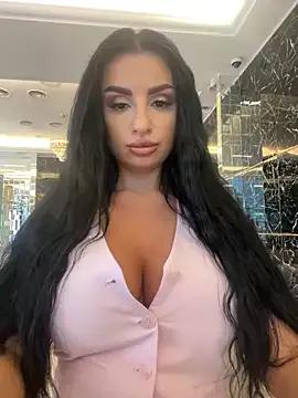 Check-out your craziest wishes with our pick of gaming cams models, featuring big knockers, round tails and tight twats.