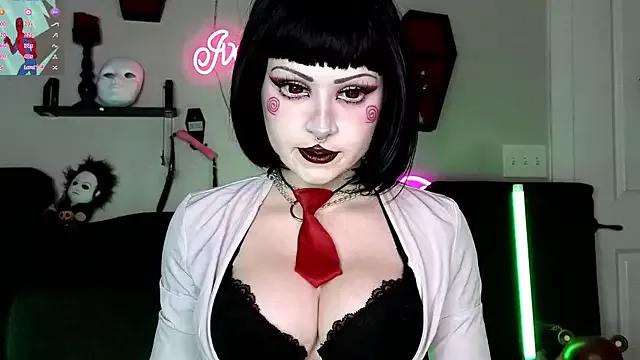 Check-out your craziest wishes with our pick of gaming cams models, featuring big knockers, round tails and tight twats.