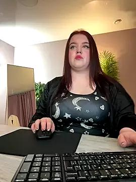 Check-out your craziest wishes with our pick of gaming cams models, featuring big knockers, round tails and tight twats.