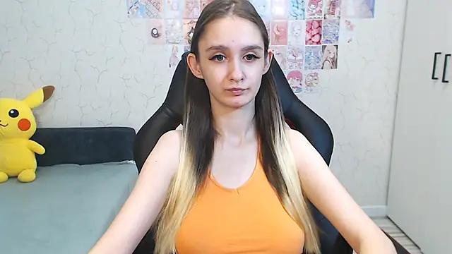 Check-out your craziest wishes with our pick of gaming cams models, featuring big knockers, round tails and tight twats.