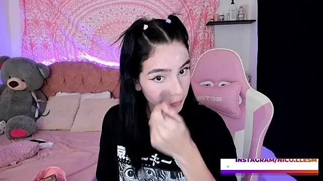 Check-out your craziest wishes with our pick of gaming cams models, featuring big knockers, round tails and tight twats.