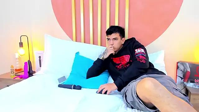 Jake_And_Nicolee from StripChat is Freechat