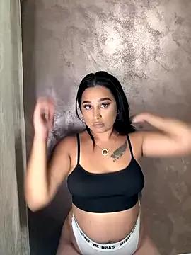 Check-out your craziest wishes with our pick of gaming cams models, featuring big knockers, round tails and tight twats.