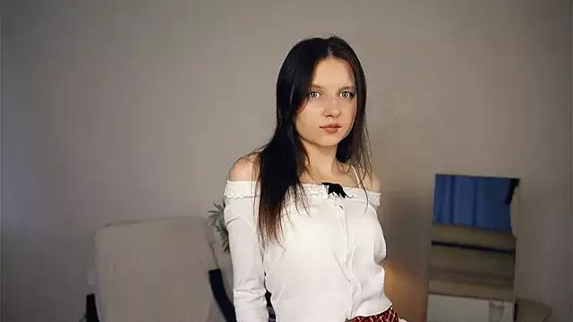 JanellHousen from StripChat is Freechat