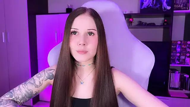 Check-out your craziest wishes with our pick of gaming cams models, featuring big knockers, round tails and tight twats.