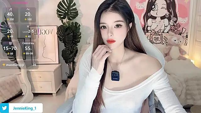 Check-out your craziest wishes with our pick of gaming cams models, featuring big knockers, round tails and tight twats.