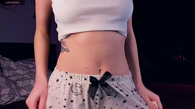 JenniferRoseb from StripChat