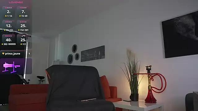 Jessi_Q from StripChat is Freechat