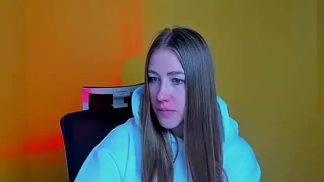 Check-out your craziest wishes with our pick of gaming cams models, featuring big knockers, round tails and tight twats.