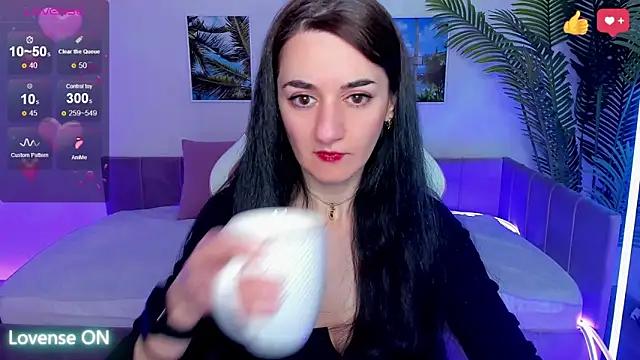 Check-out your craziest wishes with our pick of gaming cams models, featuring big knockers, round tails and tight twats.
