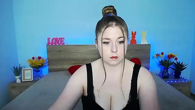 Check-out your craziest wishes with our pick of gaming cams models, featuring big knockers, round tails and tight twats.