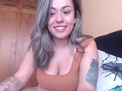 Check-out your craziest wishes with our pick of gaming cams models, featuring big knockers, round tails and tight twats.