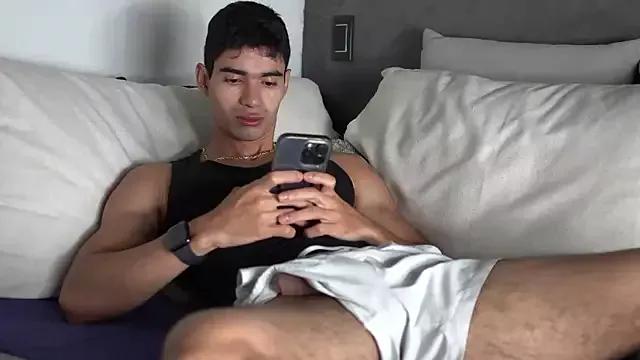 joesteel from StripChat is Freechat