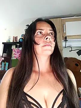 Check-out your craziest wishes with our pick of gaming cams models, featuring big knockers, round tails and tight twats.