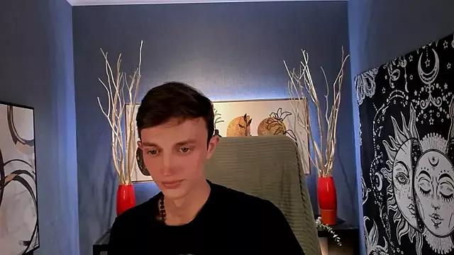 John_Mellow from StripChat is Freechat