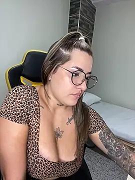 Jolie_1 from StripChat is Freechat