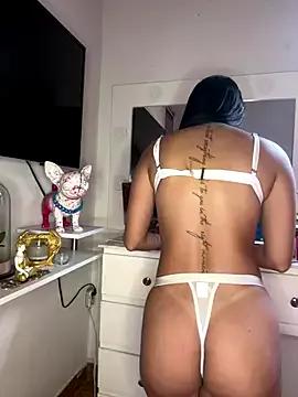 Juanita-lara from StripChat is Freechat