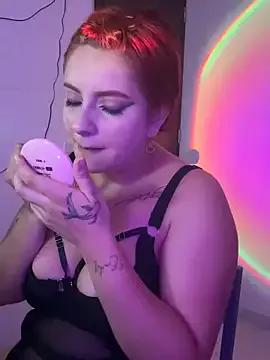 Juanita111 from StripChat is Freechat