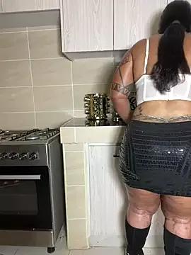 juicybatate from StripChat is Freechat