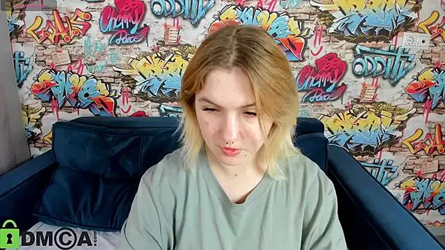 Julia_Jips from StripChat is Freechat