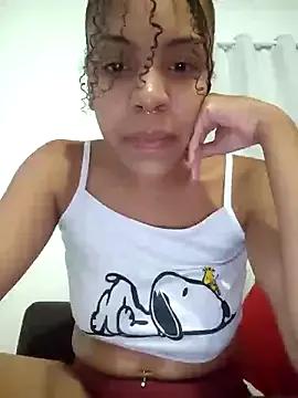 Julia_Pretinha from StripChat is Freechat