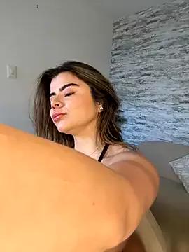 Check-out your craziest wishes with our pick of gaming cams models, featuring big knockers, round tails and tight twats.