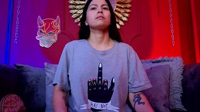 Check-out your craziest wishes with our pick of gaming cams models, featuring big knockers, round tails and tight twats.