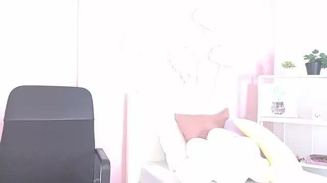 Julietasweett__ from StripChat is Freechat