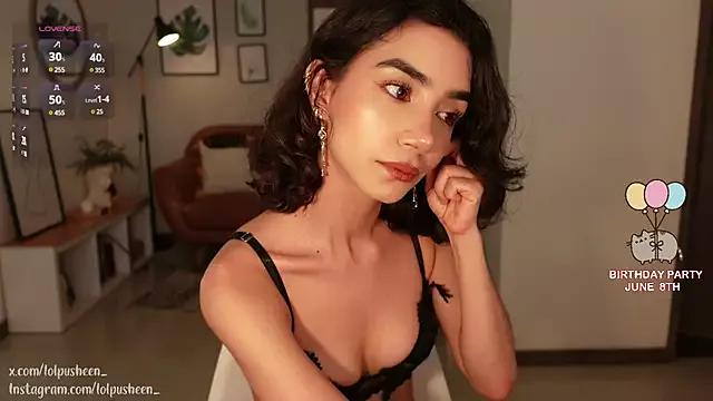 Check-out your craziest wishes with our pick of gaming cams models, featuring big knockers, round tails and tight twats.