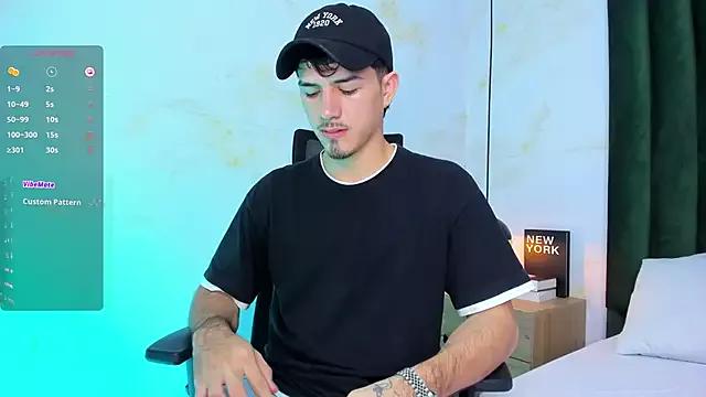 Justin_duque from StripChat is Freechat