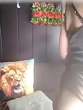 KamaLila from StripChat is Freechat
