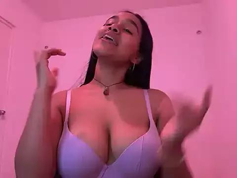 Kamila_Groty from StripChat is Freechat